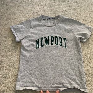 🔥SOLD🔥 Pristine Brandy Melville gray Newport tee one size fits all